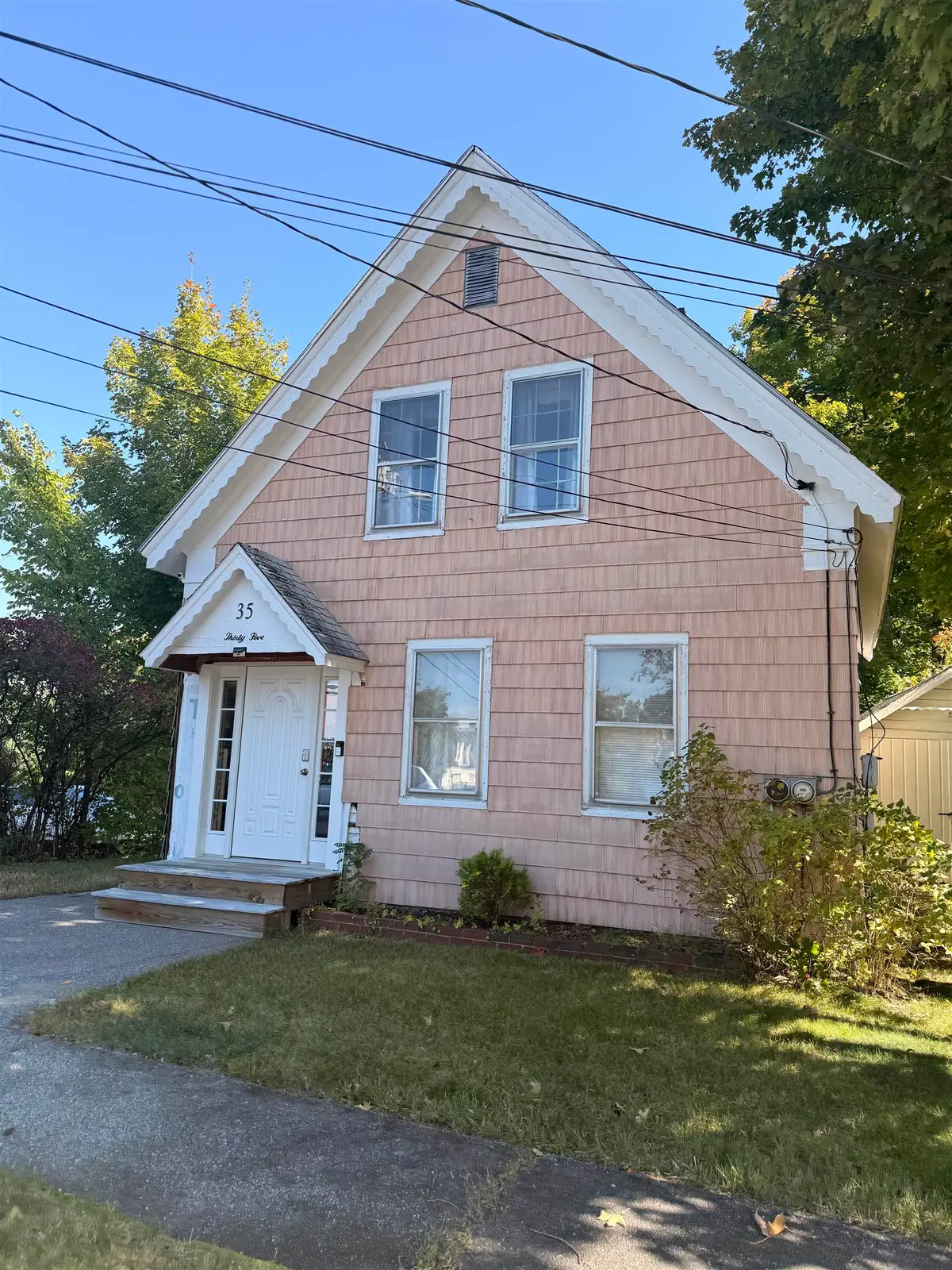 35 Academy Square, Laconia, NH 03246 - #1