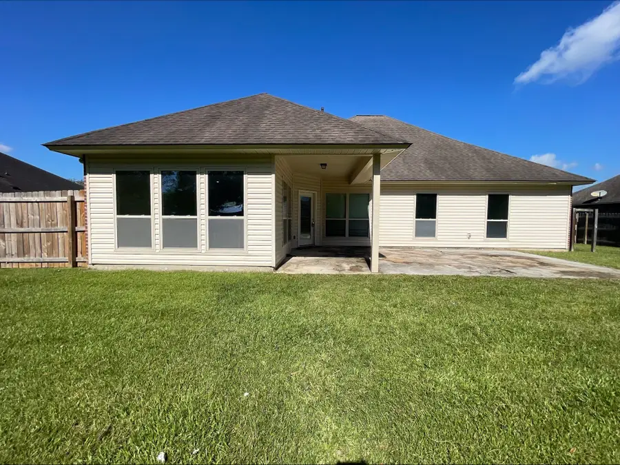 42021 Majestic Hunter Ave, Prairieville, LA 70769 - Image #3