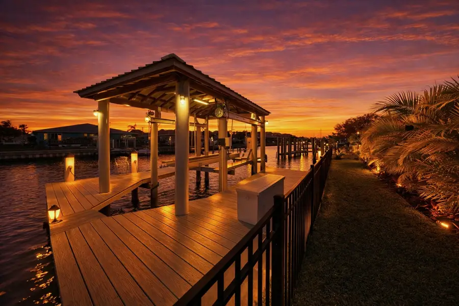 1016 Spindle Palm Way, Apollo Beach, FL 33572 - Image #3