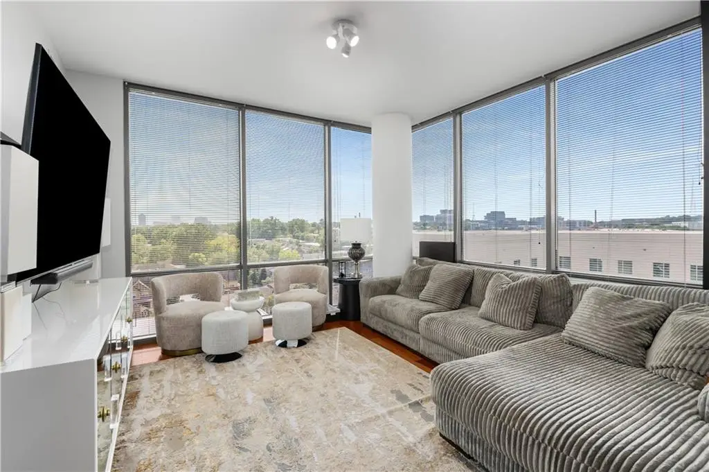 270 17th Street Nw #813, Atlanta, GA 30363 - #1