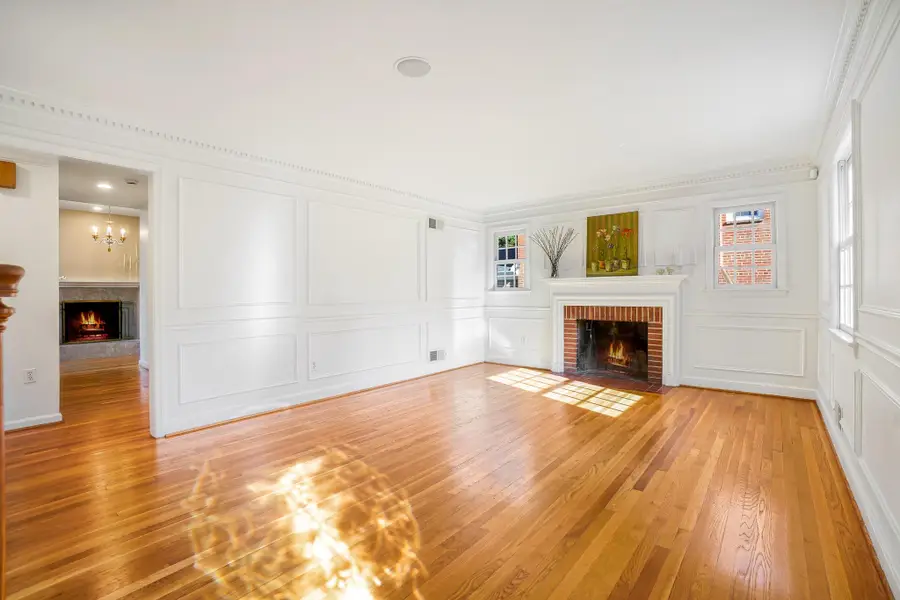9502 Edgeley Rd, Bethesda, MD 20814 - #3