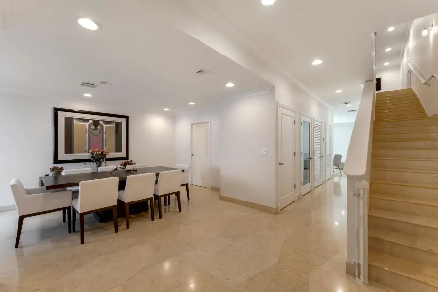 1566 NE Quayside Ter #D14, Miami, FL 33138 - #2