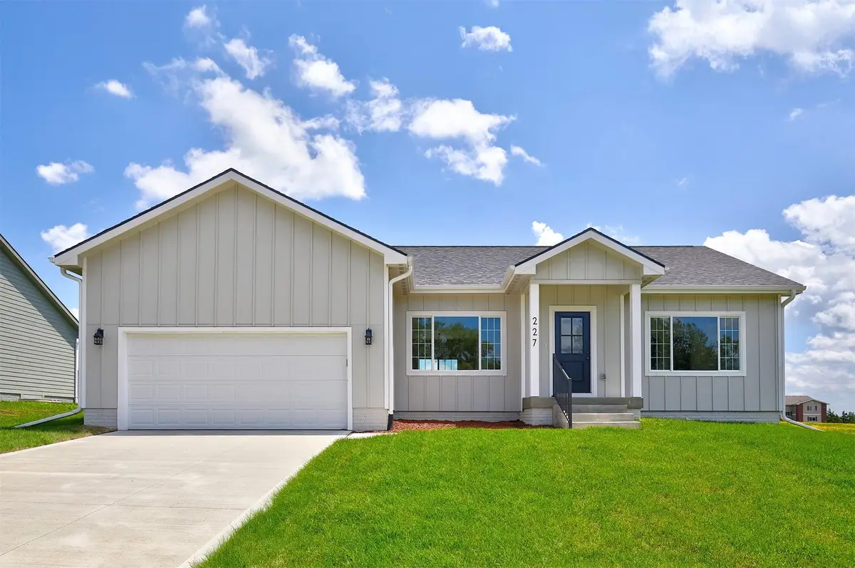 107 Golf View Drive, Osceola, IA 5021 - #1