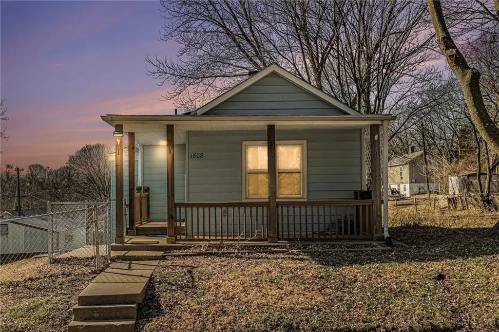 1808 Bellevue Street, Saint Joseph, MO 64505 - #1