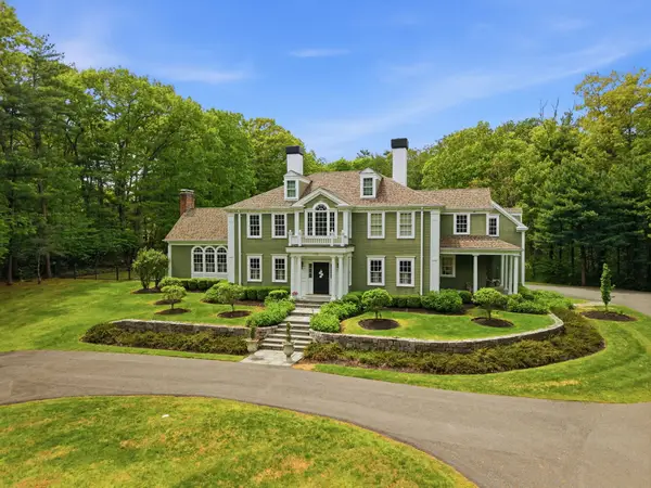 205 Pleasant St, Norwell, MA 02061