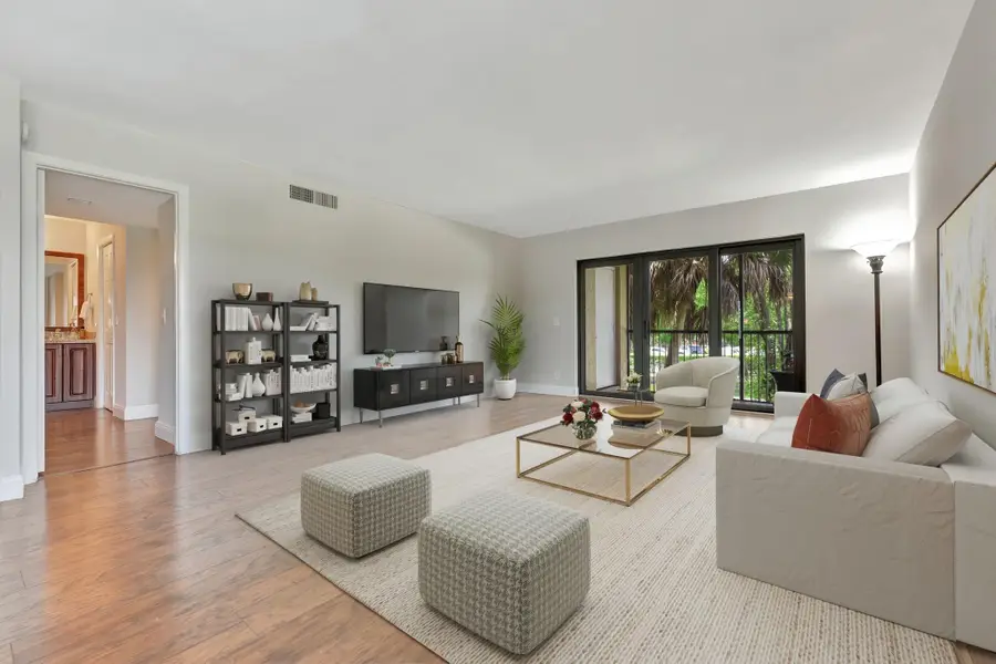 334 Lakeview Drive #204, Weston, FL 33326 - #3