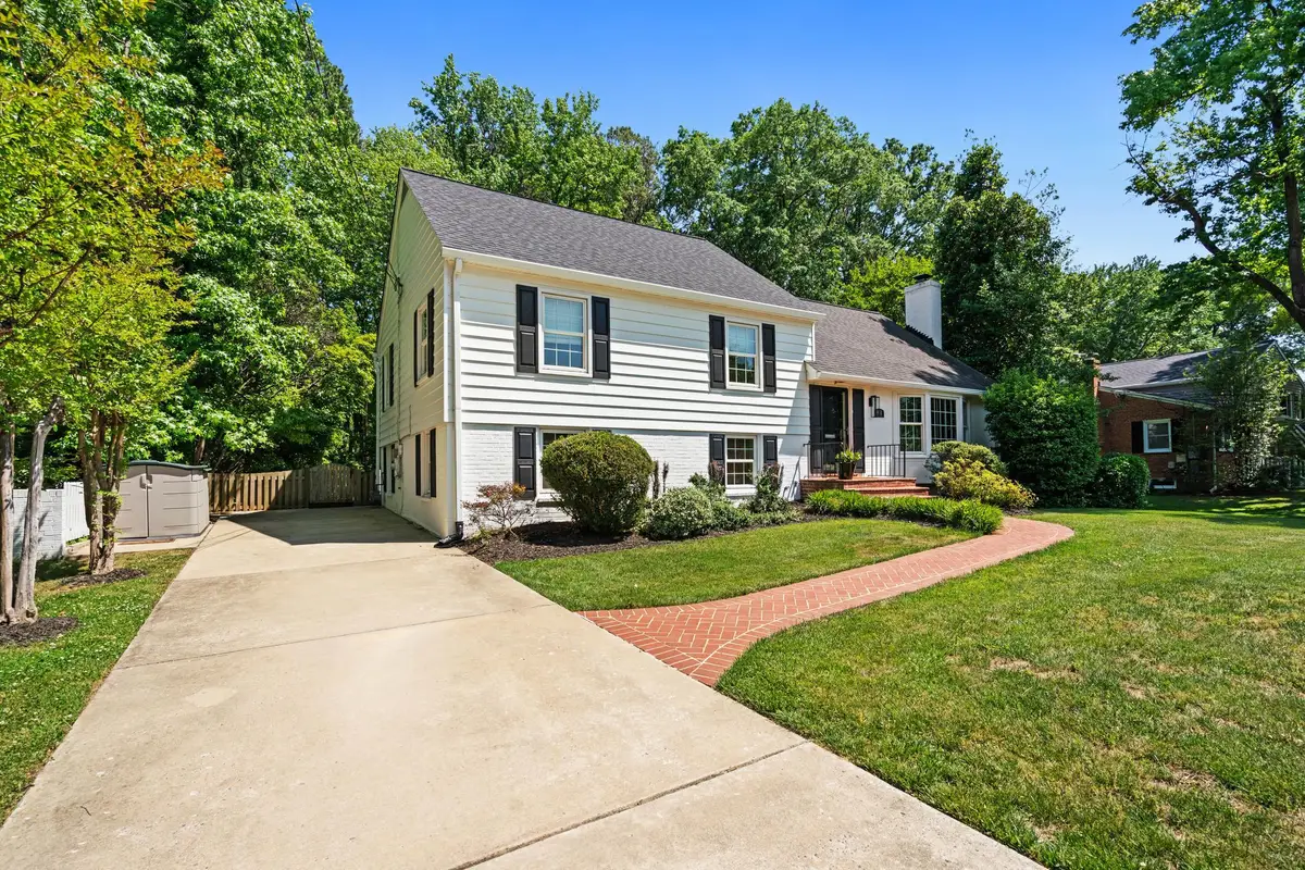 8611 Cyrus Pl, Alexandria, VA 22308 - #1