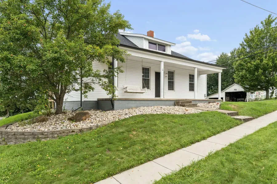 29 S West Street, Thornville, OH 43076 - #3