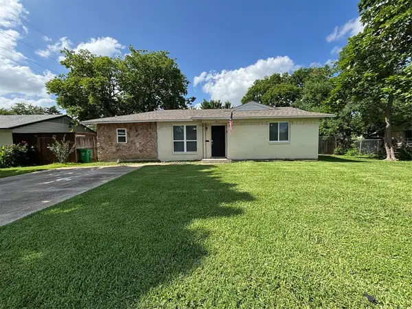 1821 Sandy Lane, Mesquite, TX 75149