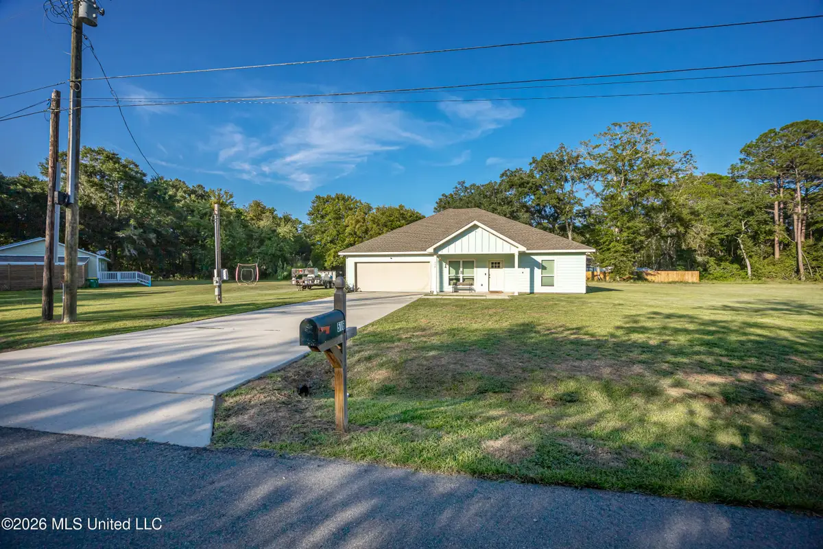 516 Maple Street, Ocean Springs, MS 39564 - #1