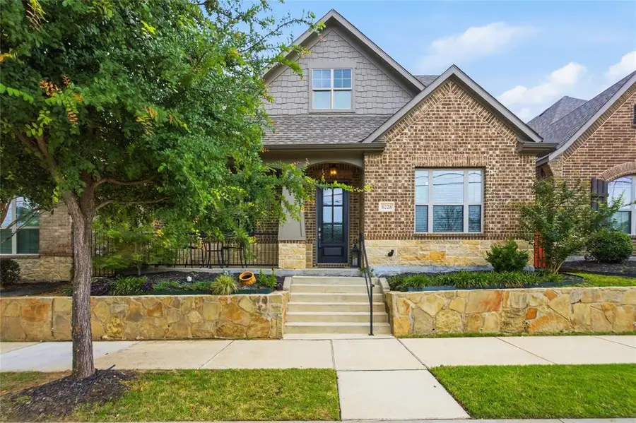 8228 Odell Street, North Richland Hills, TX 76182 - #2