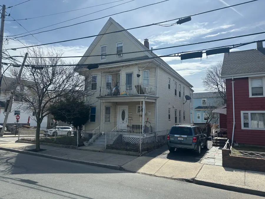 105 Summer St, Everett, MA 02149 - #3