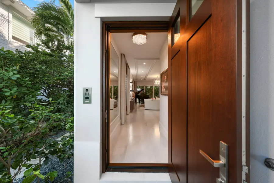 436 NE Wavecrest Way, Boca Raton, FL 33432 - #3