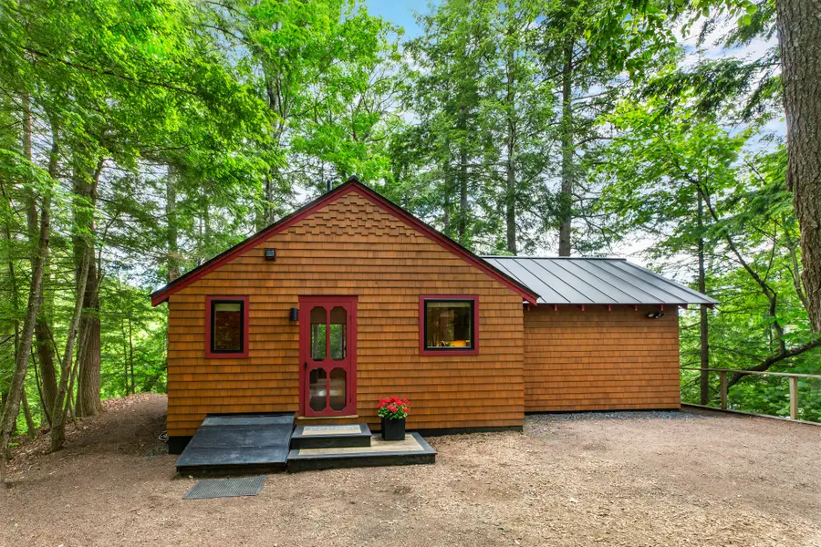 26 River Road, Hanover, NH 03755 - #2
