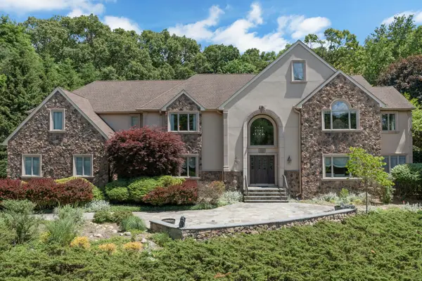 309 Skyridge Road, Franklin Lakes, NJ 07417
