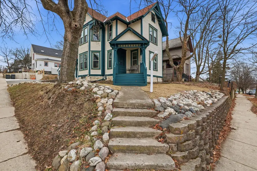 200 Spring St, Waukesha, WI 53188 - #3