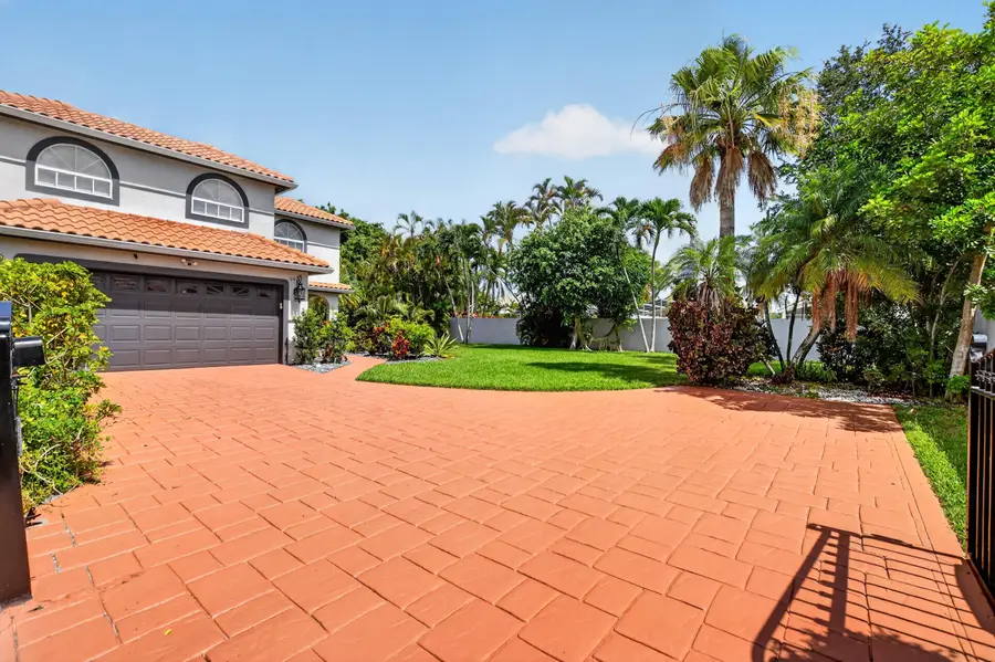 9048 Villa Portofino Circle, Boca Raton, FL 33496 - #3