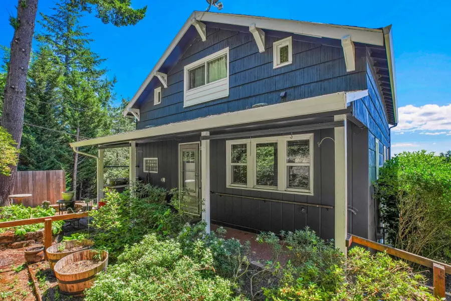 27100 NE Bell Rd, Newberg, OR 97132 - #2