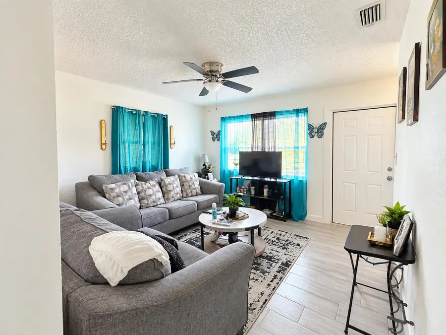2605 Avenue N, Fort Pierce, FL 34947 - #3