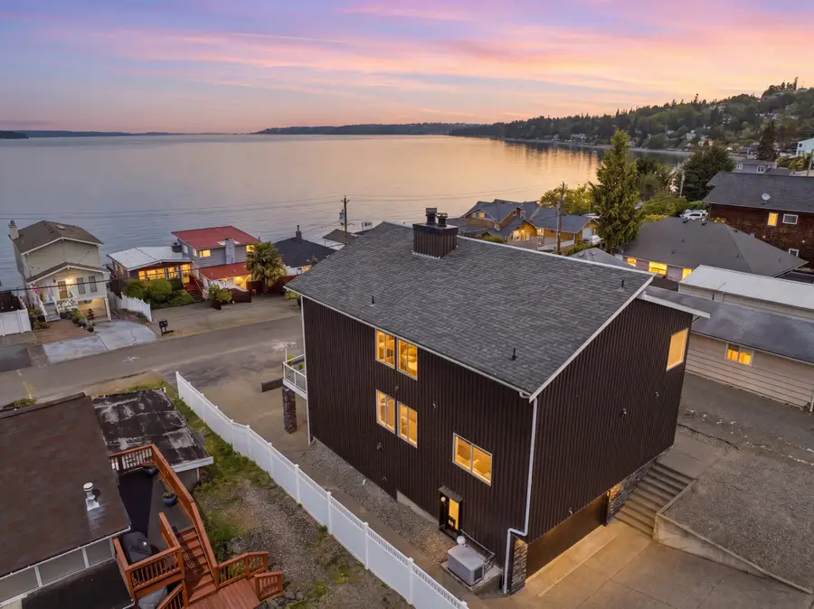 28630 Soundview Drive S, Des Moines, WA 98198 - #2