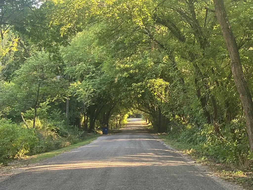 642 Smith Oak Road, Sherman, TX 75090 - #1