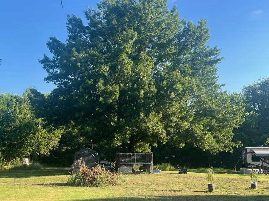 642 Smith Oak Road, Sherman, TX 75090 - #3