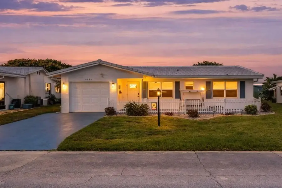 2105 Alfred Drive, Boynton Beach, FL 33426 - #2