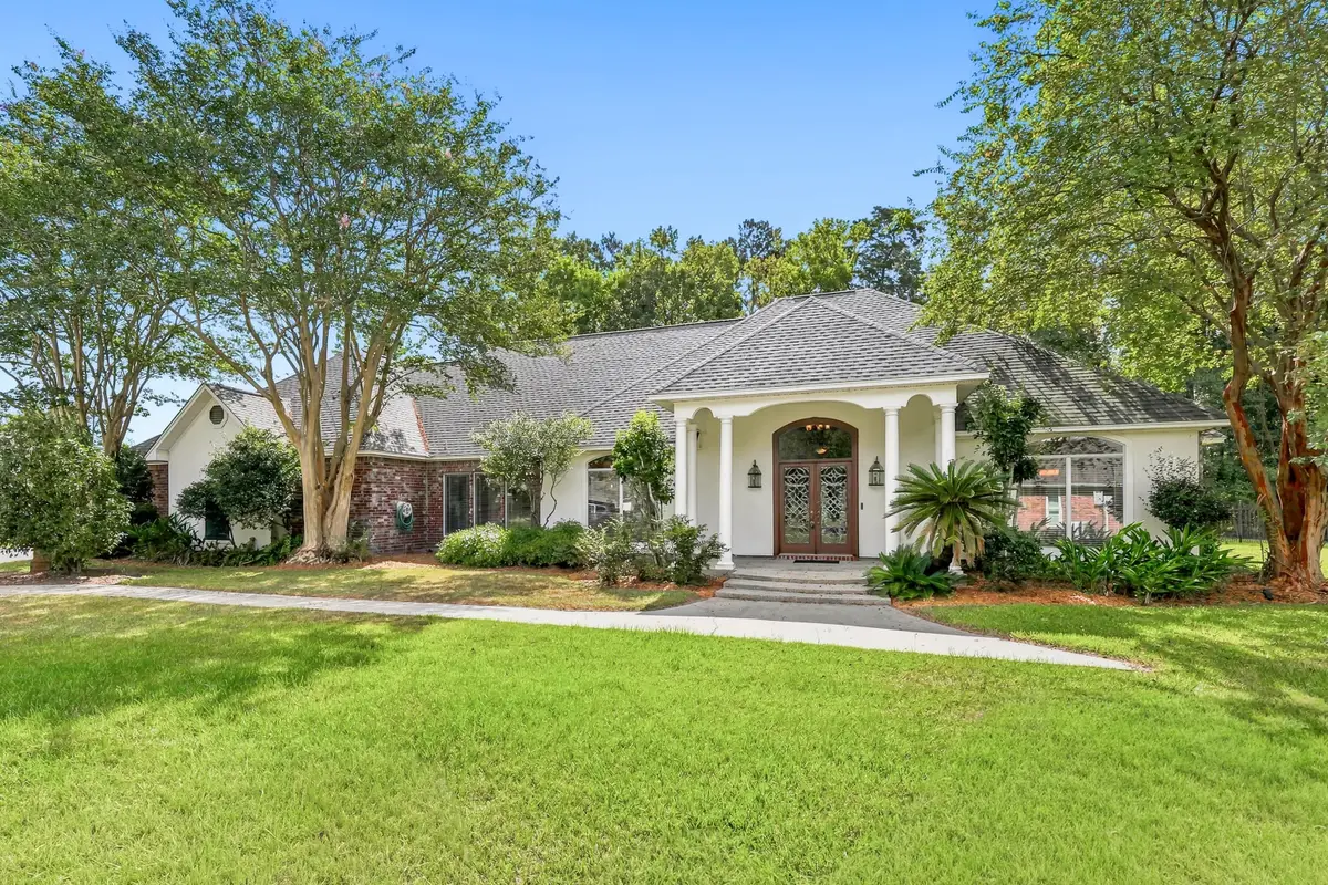 7580 Sage Meadow Dr, Denham Springs, LA 70726 - #1