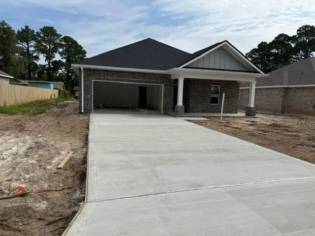 567 W Pine Street, Mary Esther, FL 32569 - #3