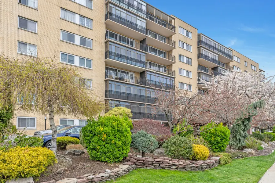 2185 Lemoine Avenue 2C, Fort Lee, NJ 07024 - #2