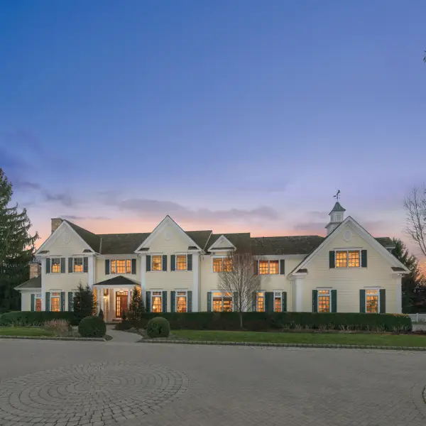 91 Mosle Rd, Peapack Gladstone Boro, NJ 07931