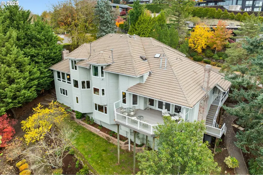 9676 SE Chula Vista Ct, Happy Valley, OR 97086 - Image #2