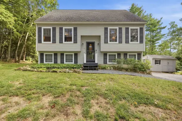 33 Old Rochester Road, Barnstead, NH 03225