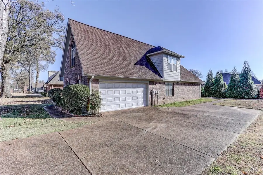 6793 N Hamilton Circle, Olive Branch, MS 38654 - Image #2