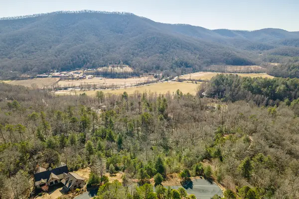 99999 Woodhen Way #138 & 139, Horse Shoe, NC 28742