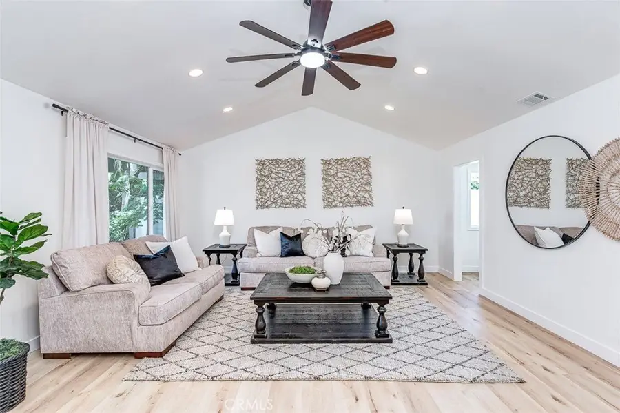 1350 S Ashington, Anaheim, CA 92804 - Image #3