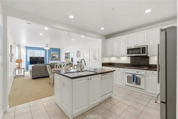 1400 E Ocean Boulevard #2403, Long Beach, CA 90802