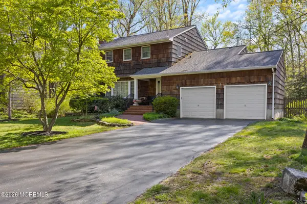 20 Jeffrey Ln, EAST WINDSOR, NJ 08520