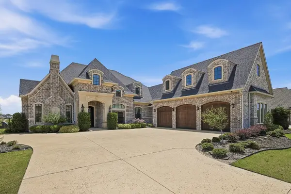 6215 Lakeside Drive, Fort Worth, TX 76179