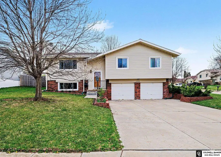 13202 S 33 Street, Bellevue, NE 68123 - #2