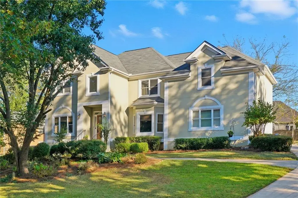 925 Brandon Ridge Drive, Roswell, GA 30075 - Image #1
