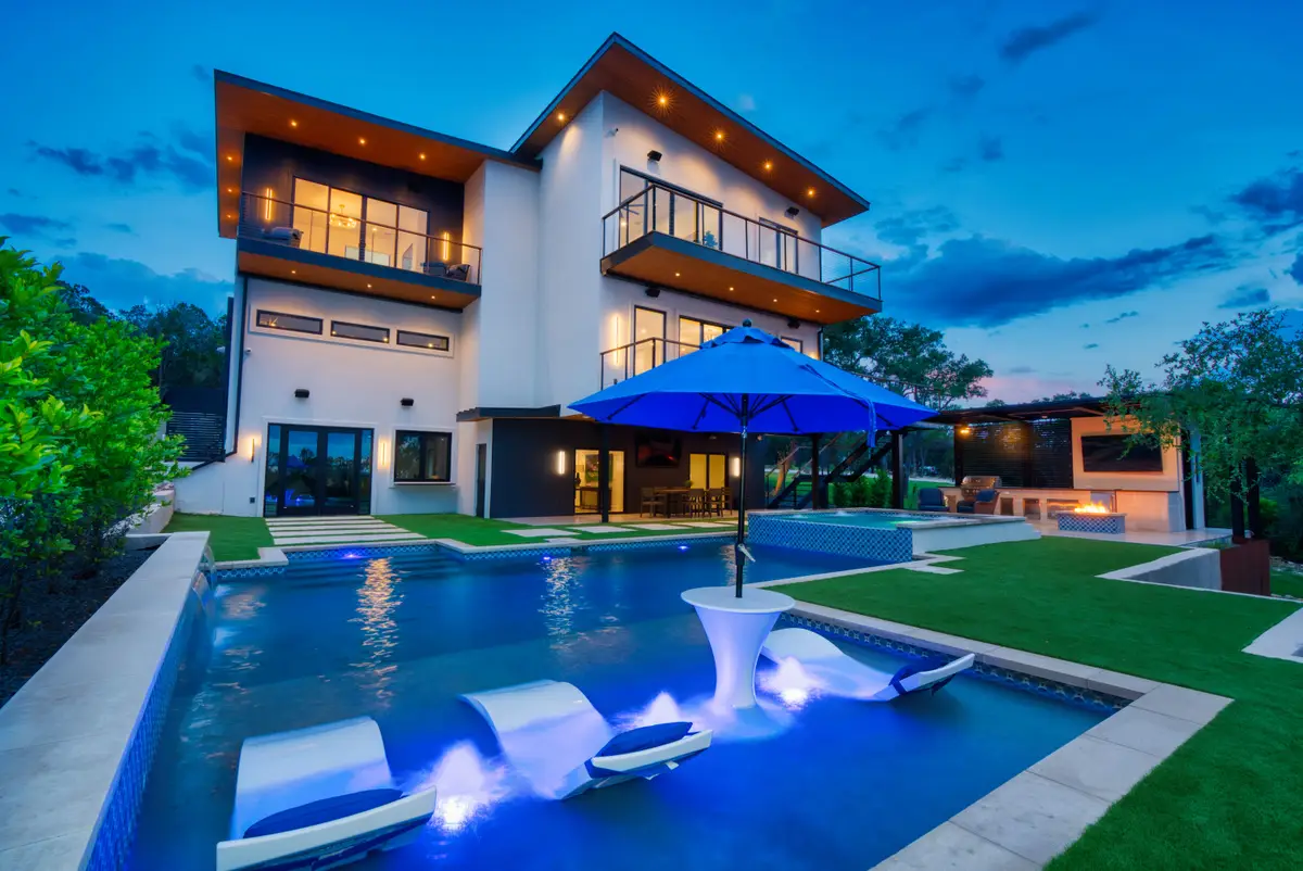 1104 Summit Ridge Dr Dr, New Braunfels, TX 78132 - #1