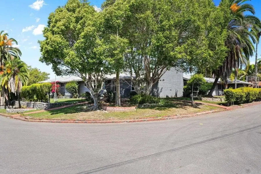 415 Carvalos Drive, Chula Vista, CA 91910 - Image #2