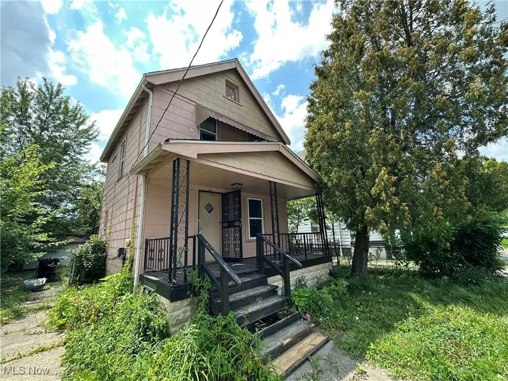 13302 Durkee Avenue, Cleveland, OH 44105 - Image #1