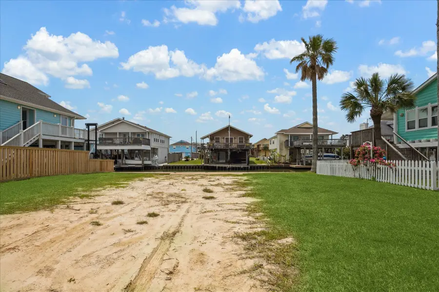 16507 Jamaica Cove Road, Jamaica Beach, TX 77554 - Image #2