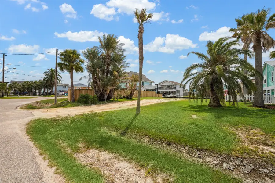 16507 Jamaica Cove Road, Jamaica Beach, TX 77554 - Image #3
