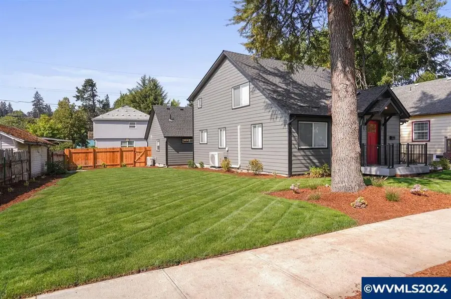 1117 6th St, Salem, OR 97304 - #2