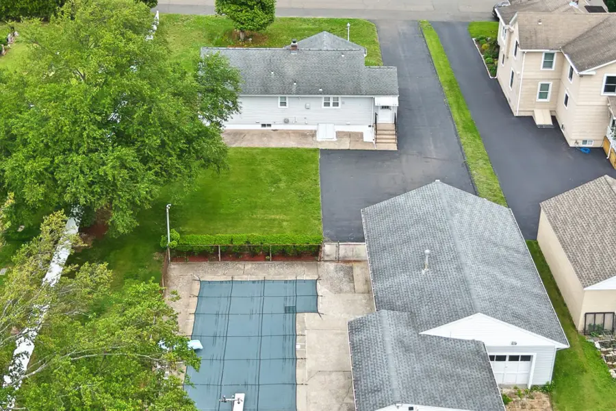 34 River Street, East Haven, CT 06512 - #3