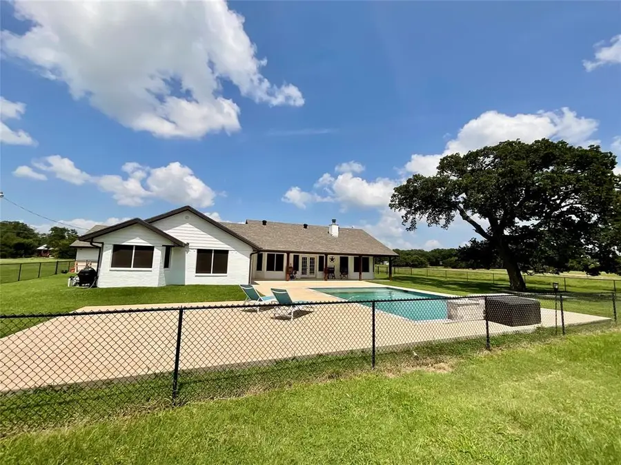 800 N Seven Points Drive, Kemp, TX 75143 - #2