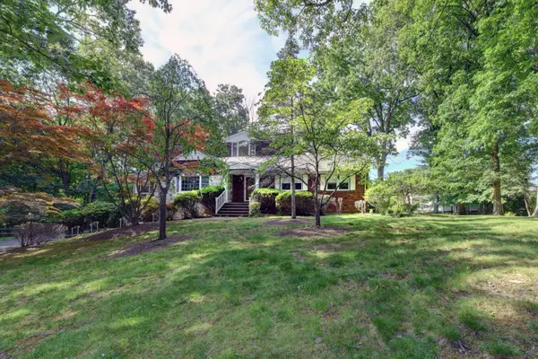 34 Knoll Rd, Wayne Twp., NJ 07470